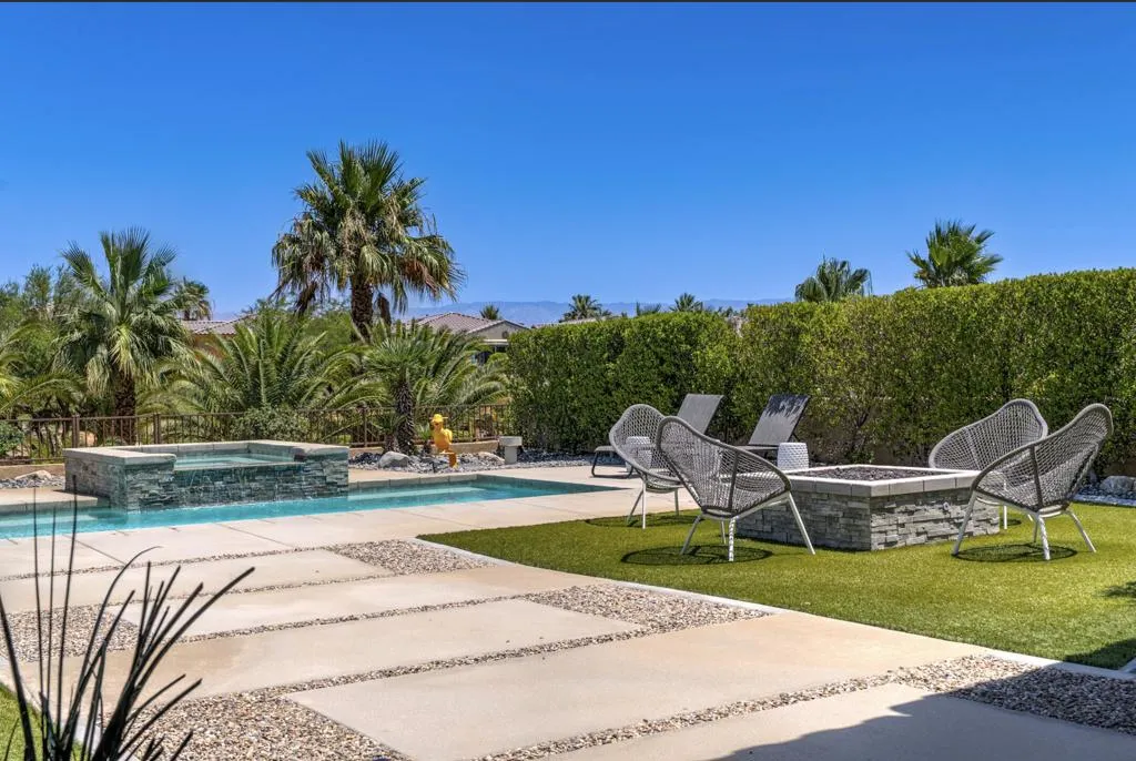 67360 N Laguna Drive, Cathedral City, California 92234 home-pic-0